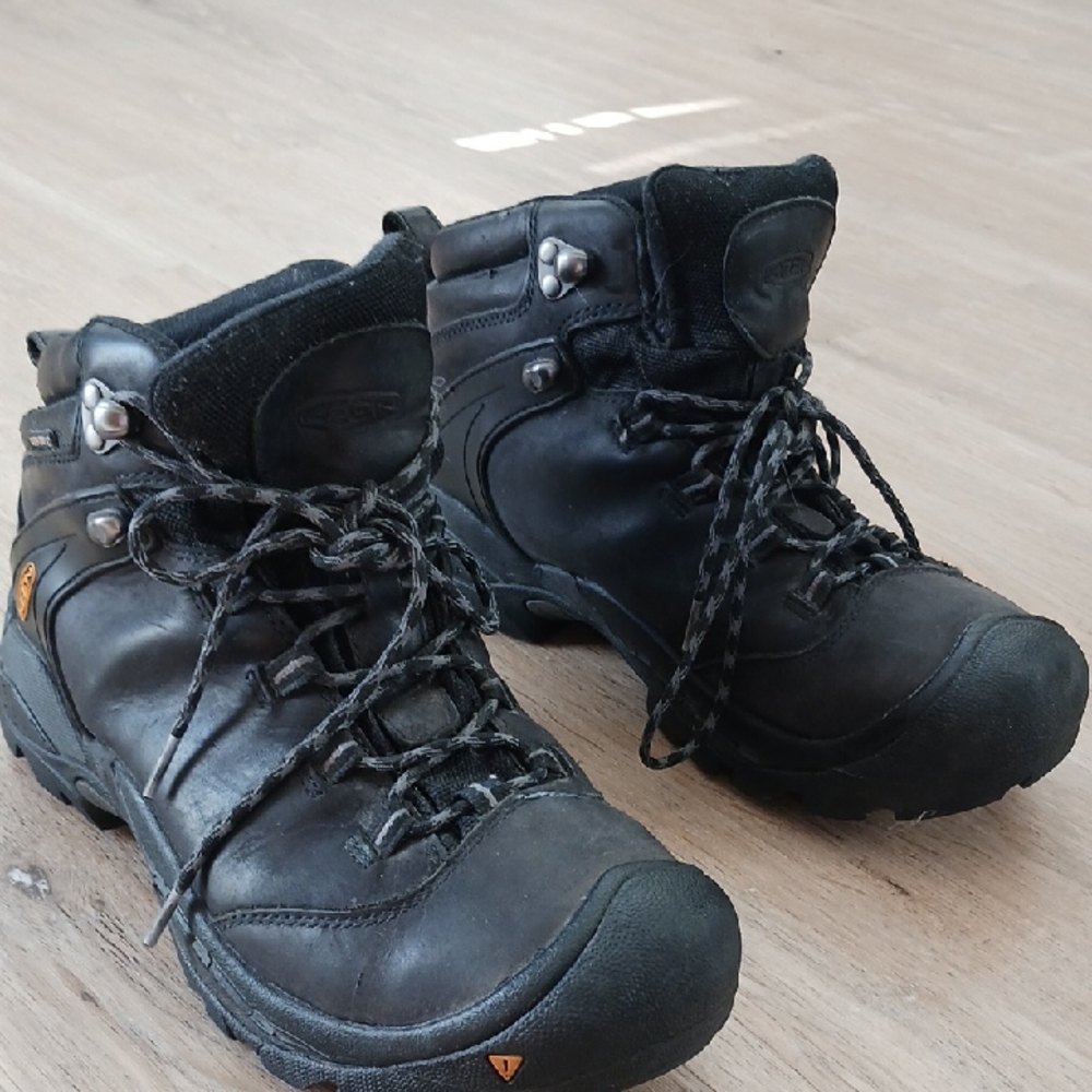 Keen Black Men's Boots - Picture 3 of 11